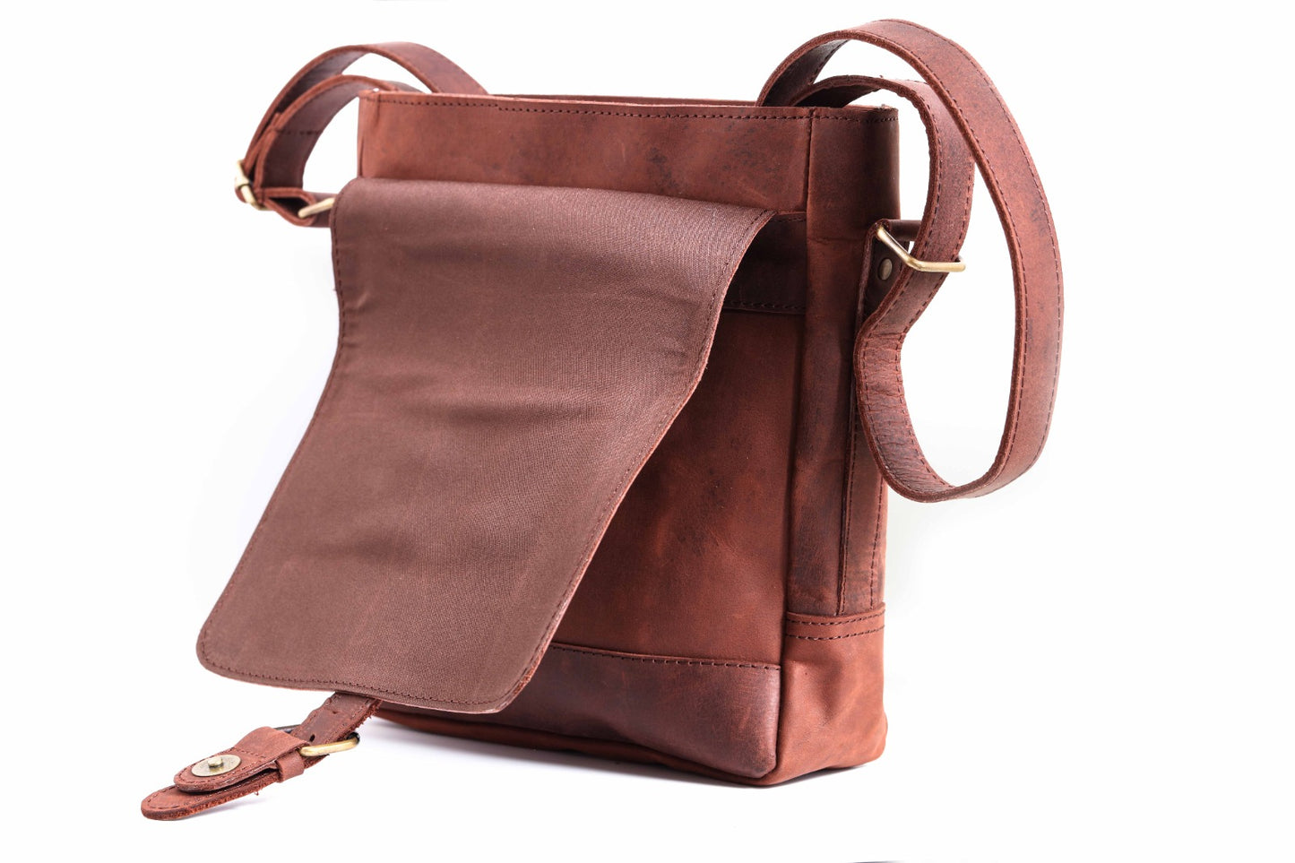 Buffalo Leather Messenger / Crossbody bag in Crazy horse
